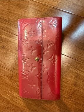 Louis Vuitton Red Vernis Embossed Snap Wallet